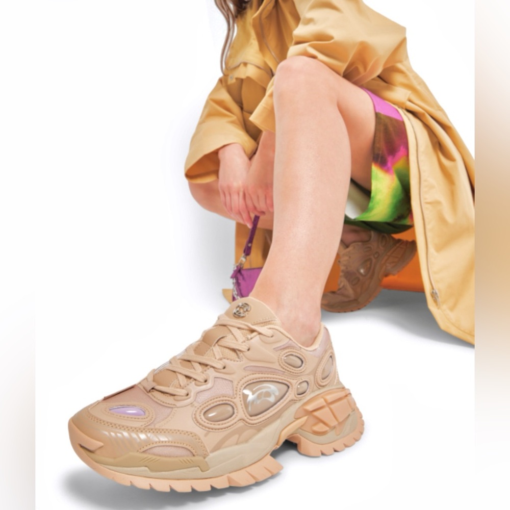 Authentic ROMBAUT Style No. S23-E-005-Desert Size 37 Nucleo Sneaker With Bubbles